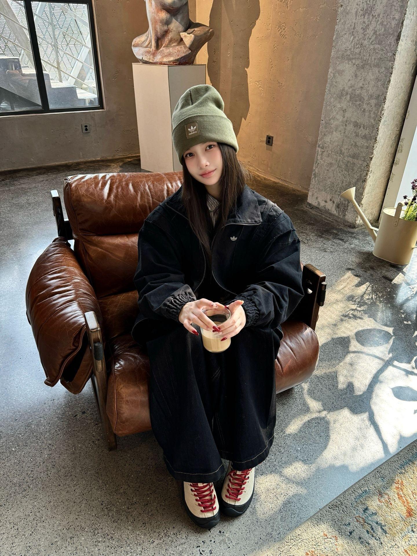 午后酷感|黑白红三色碰撞街头感拉满